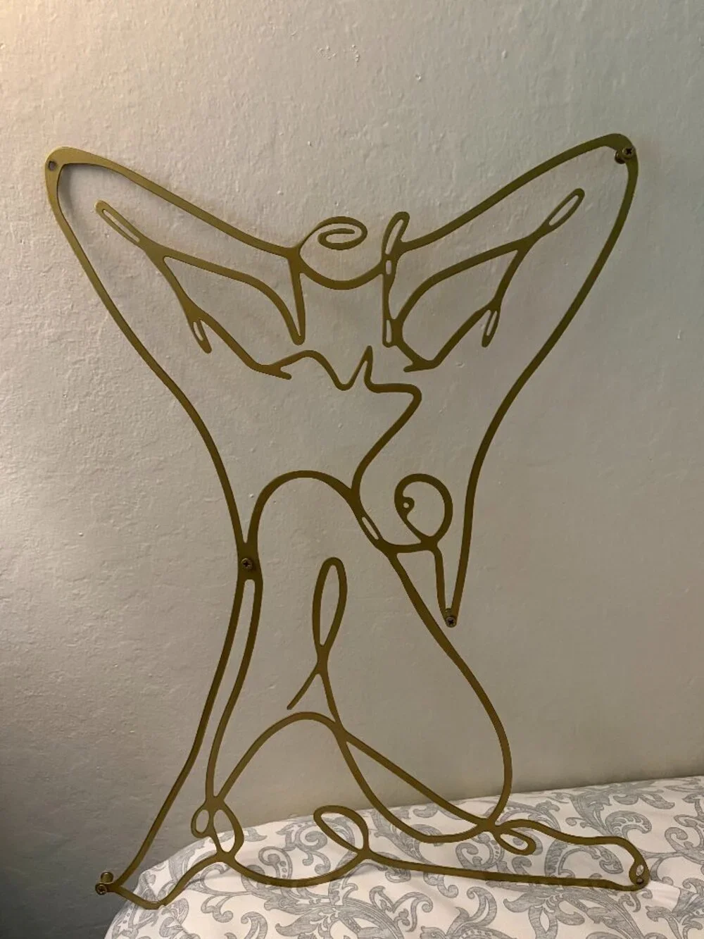 Elegant Gold Nude Woman Body Wall Art in Excellent Condition